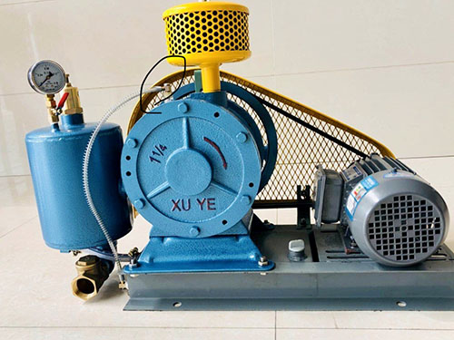 回旋式鼓風(fēng)機(jī)